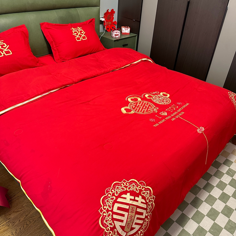 91家纺网 家纺一手货源 找家纺 2025婚庆棉花被刺绣大红结婚喜被被子被芯棉花子母被吾家双喜（红+红）