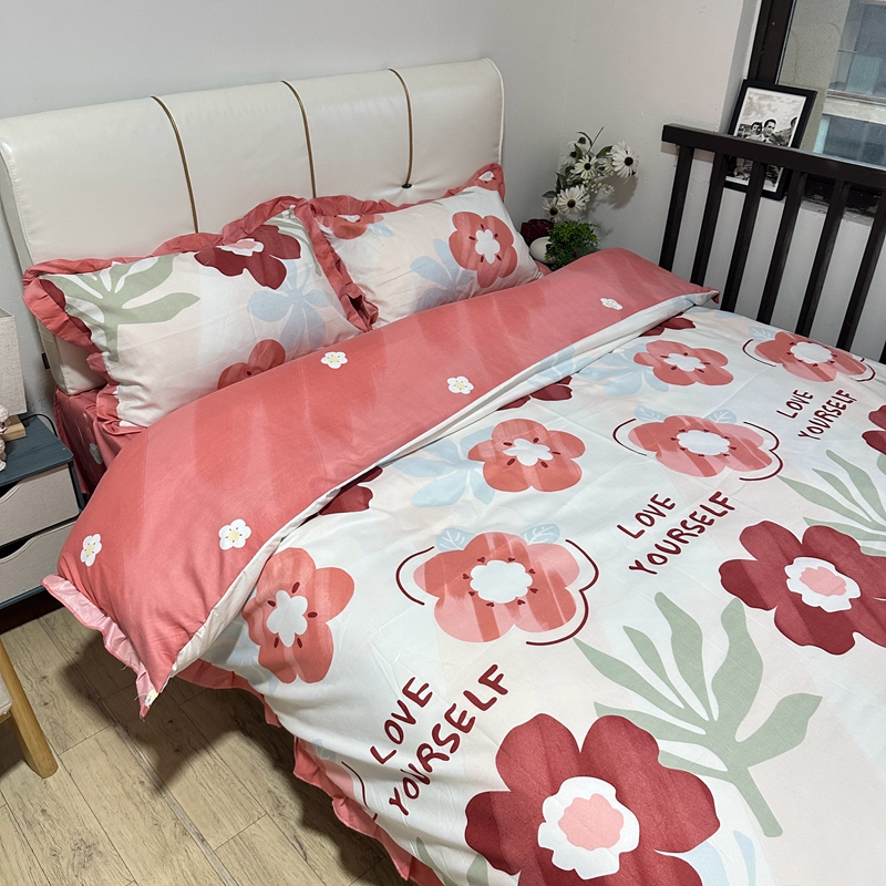 91家纺网 家纺一手货源 找家纺 秋艳 新款直播电商爆款韩版公主风加厚磨毛植物羊绒床裙四件套 桃花印记