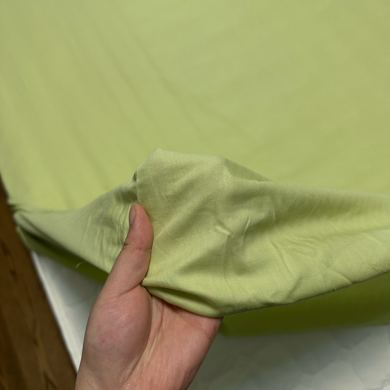 91家纺网 家纺一手货源 找家纺 风向标 2023新款全棉大雁纹单床单 甘草绿