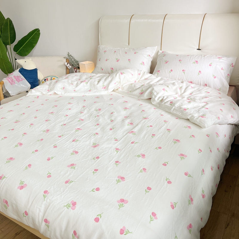 91家纺网 家纺一手货源 找家纺 川悦生活 2023新款全棉双层纱印花四件套 萌乐乐