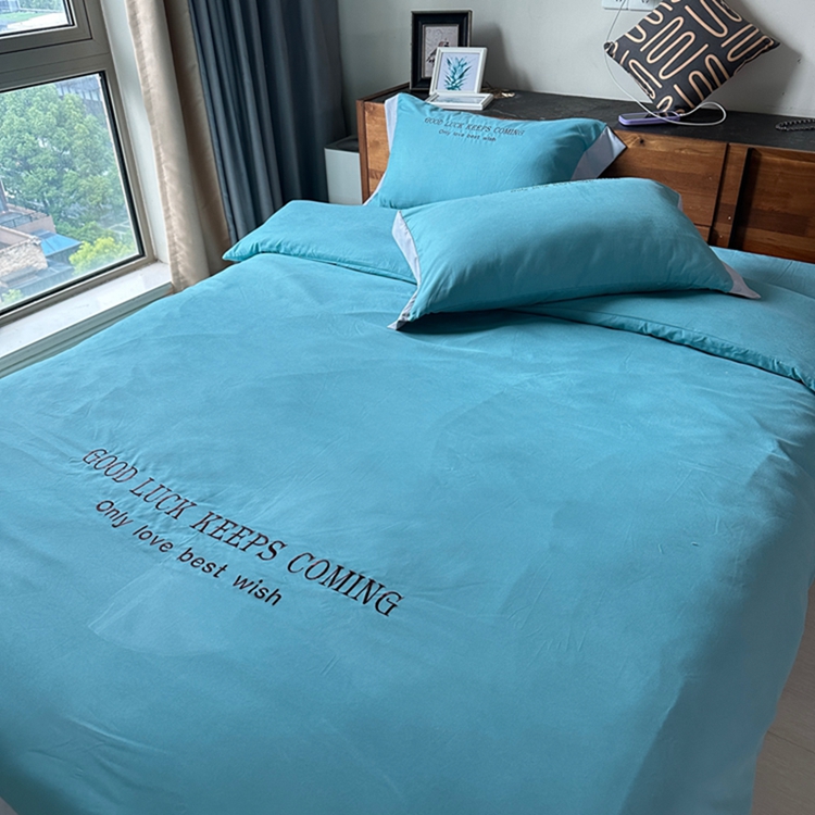 91家纺网 家纺一手货源 找家纺 易辰美 2024新款轻奢A类高克重斜纹云柔棉绣花四件套 祖母绿