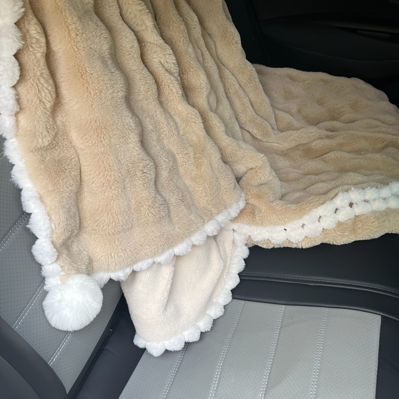 91家纺网 家纺一手货源 找家纺 潮邦创意家居 泡泡绒兔绒暖阳绒球毛毯子盖毯睡毯 球兔-卡其