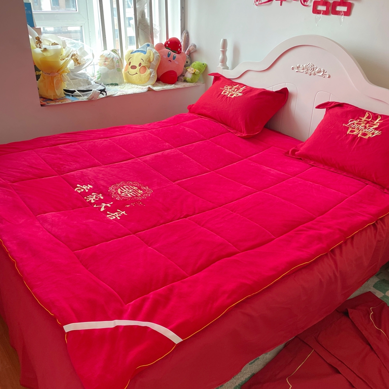 91家纺网 家纺一手货源 找家纺 玉雅家纺 2025新款牛奶绒棉花婚庆床垫床褥 牛奶绒棉花床垫-吾家大喜