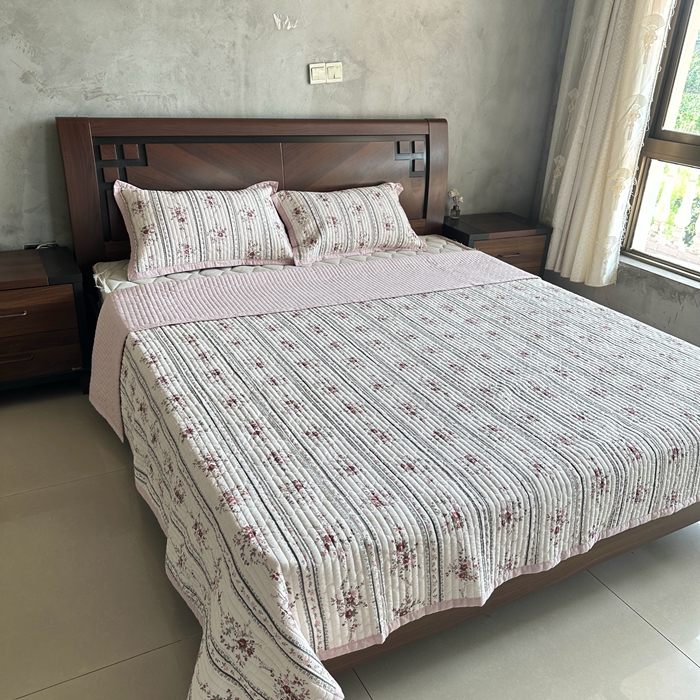 91家纺网 家纺一手货源 找家纺 美优兰 2023新款双面全棉水洗床盖 悦薇