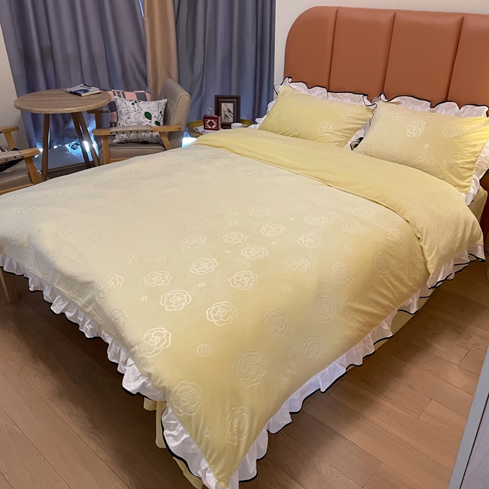 91家纺网 家纺一手货源 找家纺 逸尚阁 2023新款加厚牛奶绒床裙款四件套-香语 香语-奶油黄