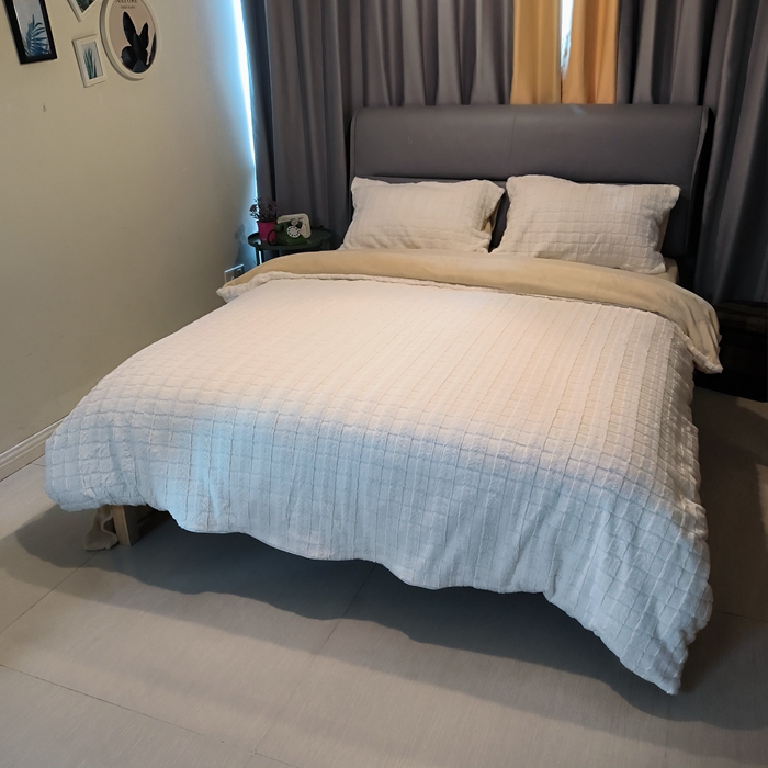 91家纺网 家纺一手货源 找家纺 逸尚阁 2024秋冬新款高克重兔兔绒牛奶绒四件套 白+咖