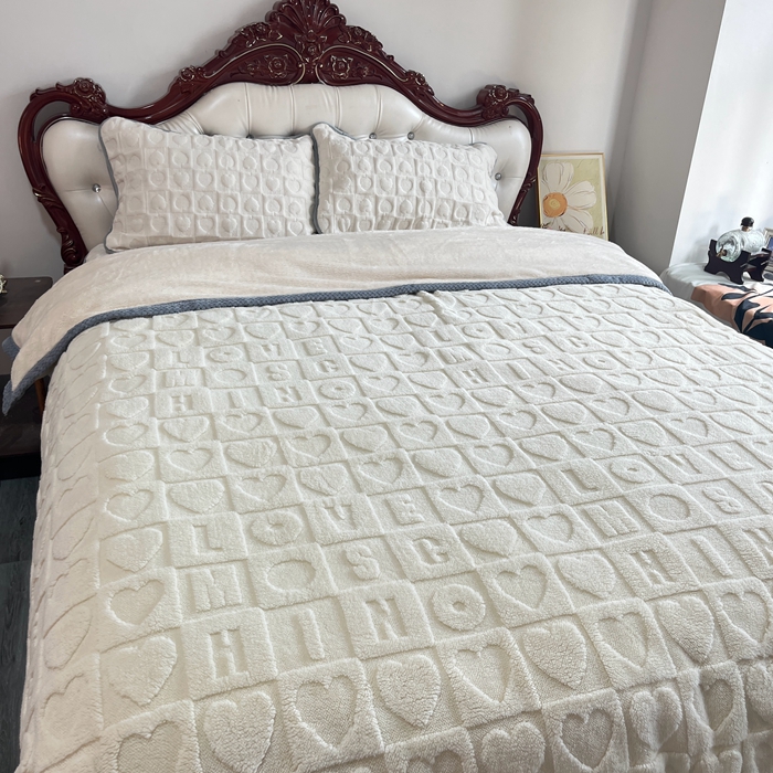 91家纺网 家纺一手货源 找家纺 （总）法澳 2023新款230克塔芙绒被套+牛奶绒夹棉床笠款四件套