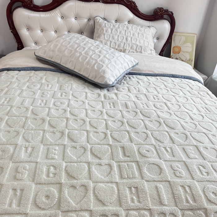 91家纺网 家纺一手货源 找家纺 （总）法澳 2023新款230克塔芙绒被套+牛奶绒夹棉床笠款四件套