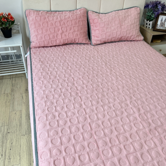 91家纺网 家纺一手货源 找家纺 法澳 2023新款230克塔芙绒被套+牛奶绒夹棉床笠款四件套 藕粉