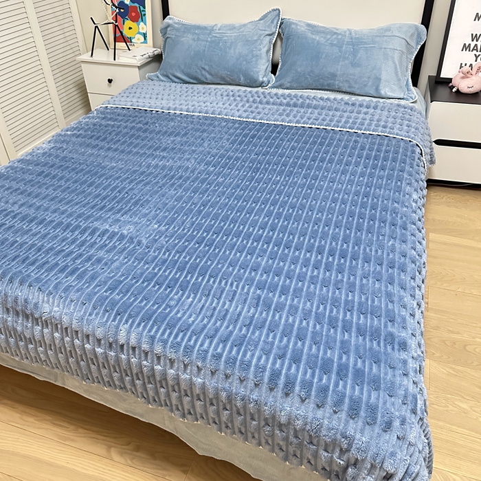 91家纺网 家纺一手货源 找家纺 法澳 2024新款A类仿兔毛绒300克牛奶绒多功能盖毯空调毯毛毯