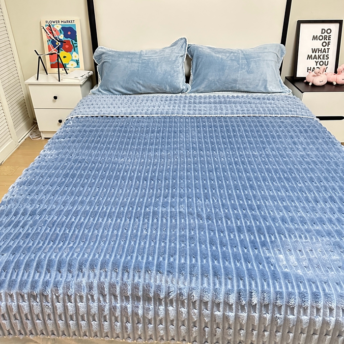 91家纺网 家纺一手货源 找家纺 法澳 2024新款A类仿兔毛绒300克牛奶绒多功能盖毯空调毯毛毯