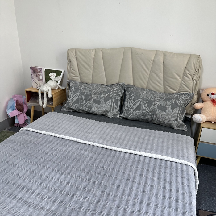 91家纺网 家纺一手货源 找家纺 法澳 2024新款A类仿兔毛绒300克牛奶绒多功能盖毯空调毯毛毯