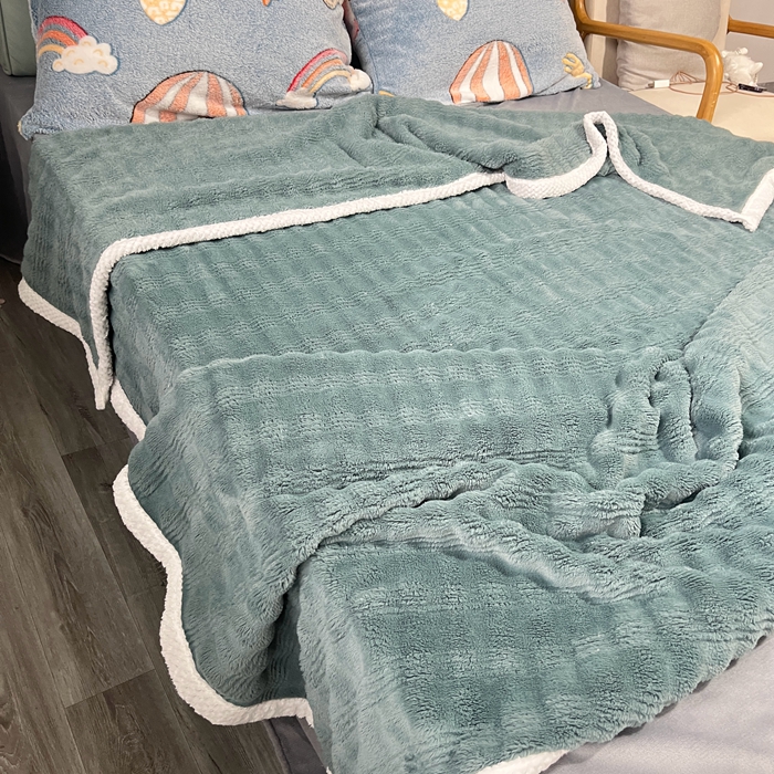 91家纺网 家纺一手货源 找家纺 法澳 2024新款A类仿兔毛绒300克牛奶绒多功能盖毯空调毯毛毯