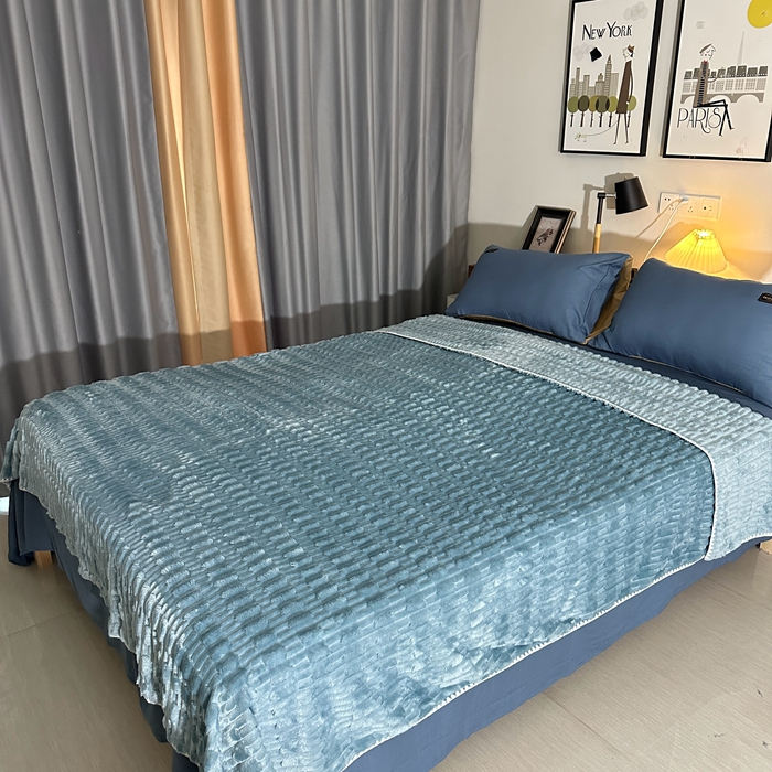 91家纺网 家纺一手货源 找家纺 （总）法澳 2024新款A类仿兔毛绒300克牛奶绒多功能盖毯空调毯毛毯