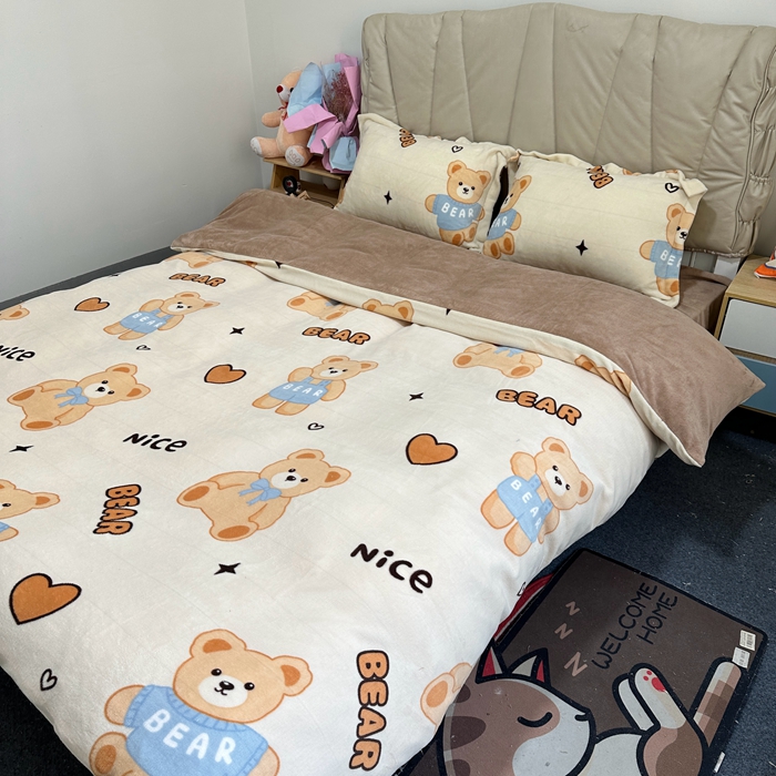 91家纺网 家纺一手货源 找家纺 逸尚阁 2024新款高克重牛奶绒印花四件套（包含买家秀） 可爱熊