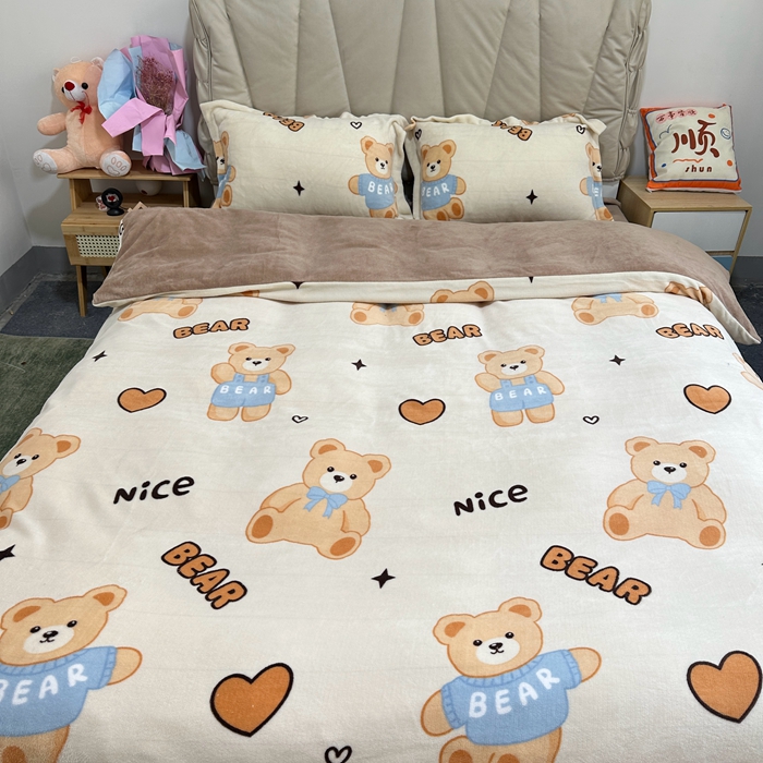 91家纺网 家纺一手货源 找家纺 逸尚阁 2024新款高克重牛奶绒印花四件套（包含买家秀） 可爱熊