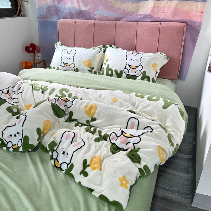 91家纺网 家纺一手货源 找家纺 逸尚阁 2024新款高克重牛奶绒印花四件套（包含买家秀） 淘气兔