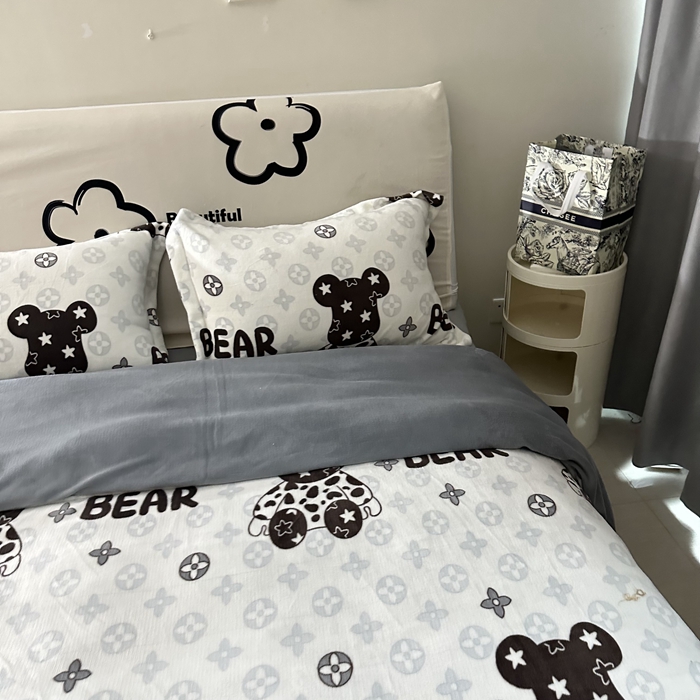 91家纺网 家纺一手货源 找家纺 逸尚阁 2024新款高克重牛奶绒印花四件套（包含买家秀） 星空熊