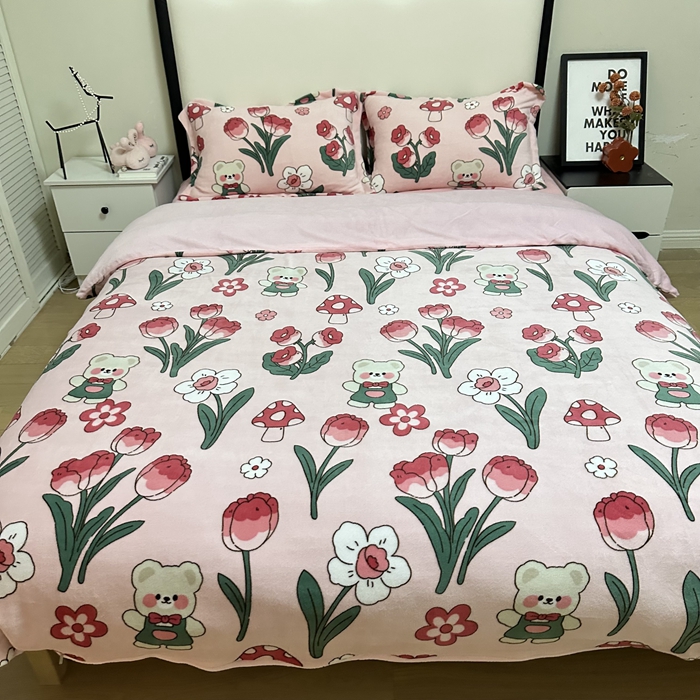 91家纺网 家纺一手货源 找家纺 逸尚阁 2024新款高克重牛奶绒印花四件套（包含买家秀） 缤纷花语