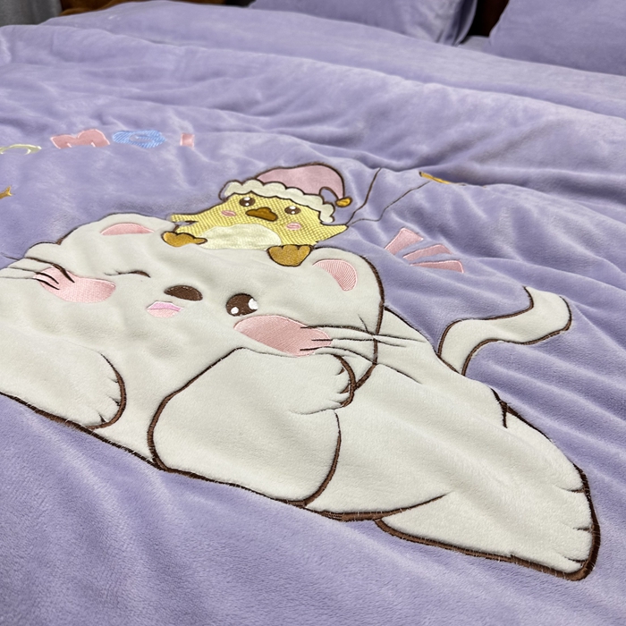 91家纺网 家纺一手货源 找家纺 米瑞娜 2024新款贴布绣牛奶绒四件套 好伙伴-紫