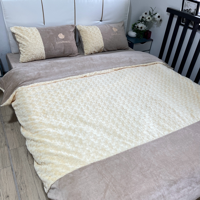 91家纺网 家纺一手货源 找家纺 眷恋 2024新款兔毛牛奶绒四件套 玫瑰之恋-奶油黄+咖