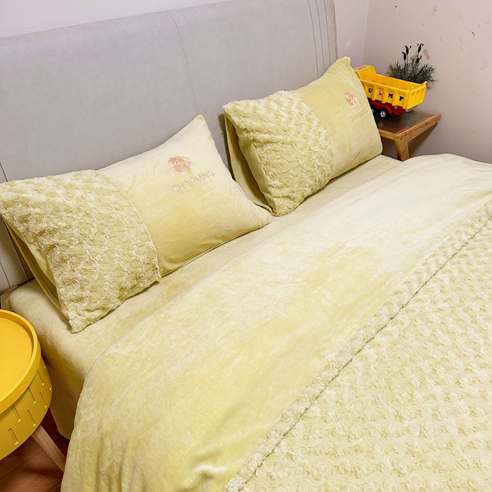 91家纺网 家纺一手货源 找家纺 眷恋 2024新款兔毛牛奶绒四件套 玫瑰之恋-抹茶绿