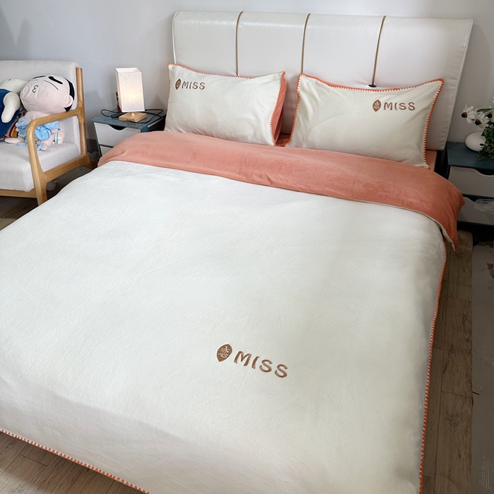 91家纺网 家纺一手货源 找家纺 （总）眷恋 2024新款贝壳边牛奶绒刺绣四件套