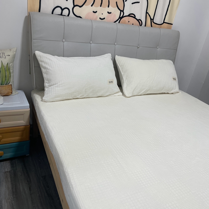 91家纺网 家纺一手货源 找家纺 （总）莱茵 2024新款A类高克重华夫格牛奶绒单床笠