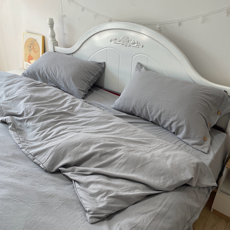 91家纺网 家纺一手货源 找家纺 纽扣款INS无印风四件套小竺棉日式云柔水洗棉轻奢高级床单款无印风纽扣款