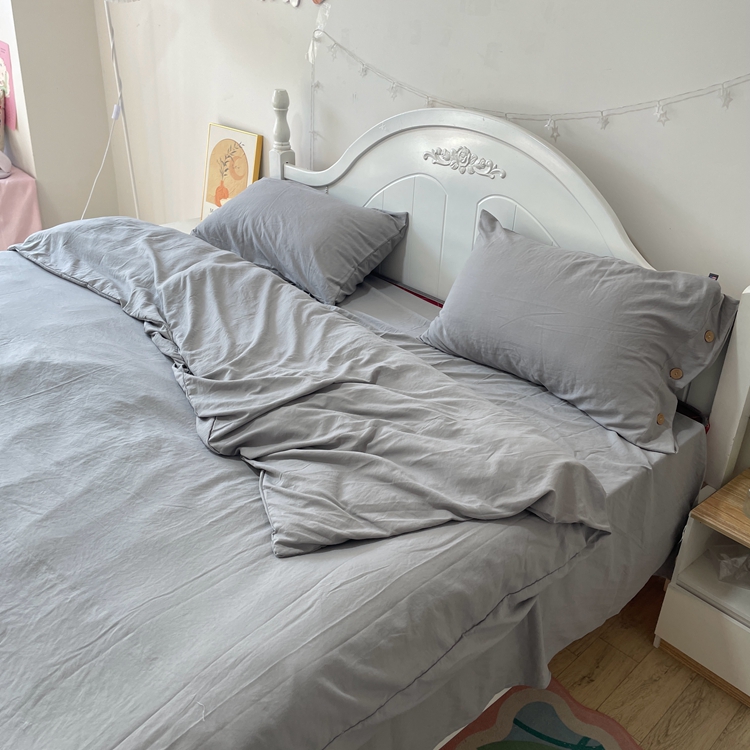 91家纺网 家纺一手货源 找家纺 纽扣款INS无印风四件套小竺棉日式云柔水洗棉轻奢高级床单款无印风纽扣款