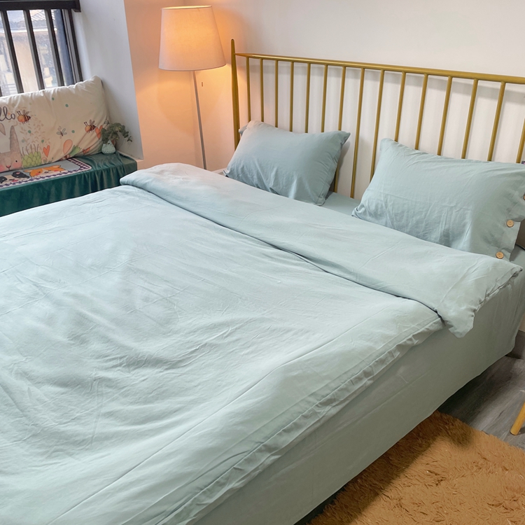 91家纺网 家纺一手货源 找家纺 纽扣款INS无印风四件套小竺棉日式云柔水洗棉轻奢高级床单款无印风纽扣款