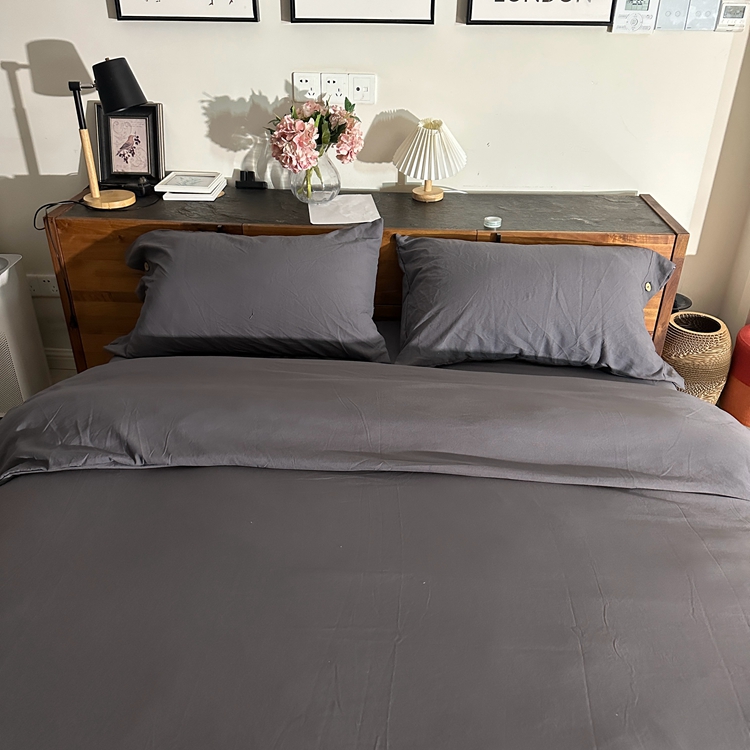 91家纺网 家纺一手货源 找家纺 纽扣款INS无印风四件套小竺棉日式云柔水洗棉轻奢高级床单款无印风纽扣款