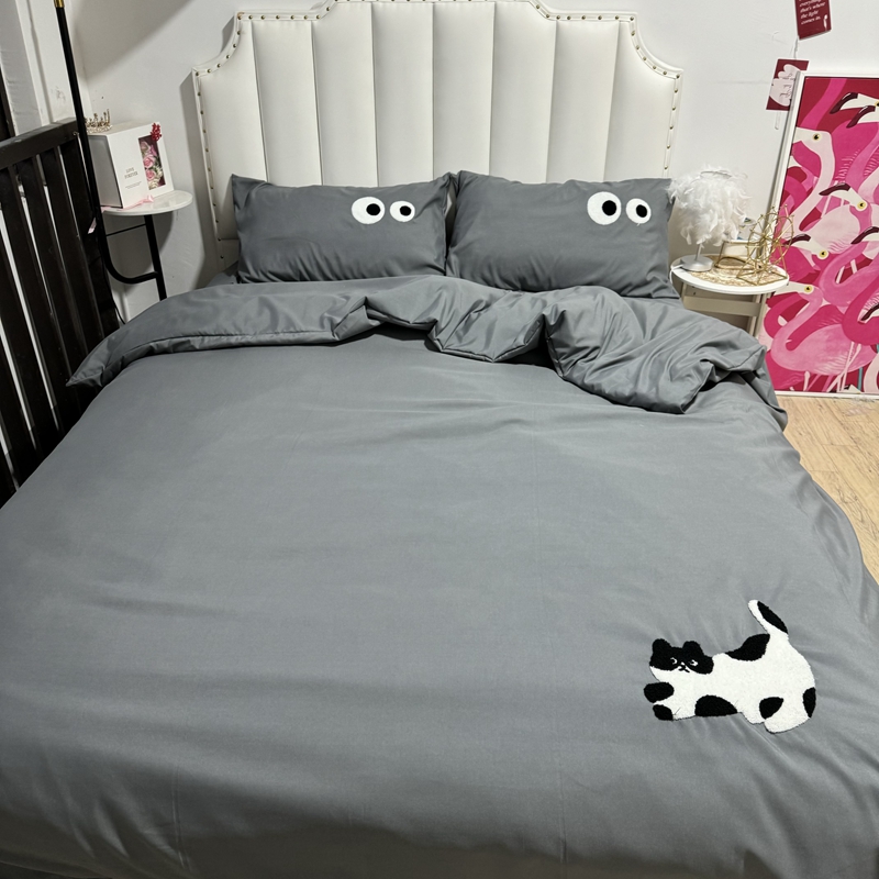 91家纺网 家纺一手货源 找家纺 N先生 2024新款美拉德多巴胺毛巾绣四件套-猫咪系列 猫咪-高级灰