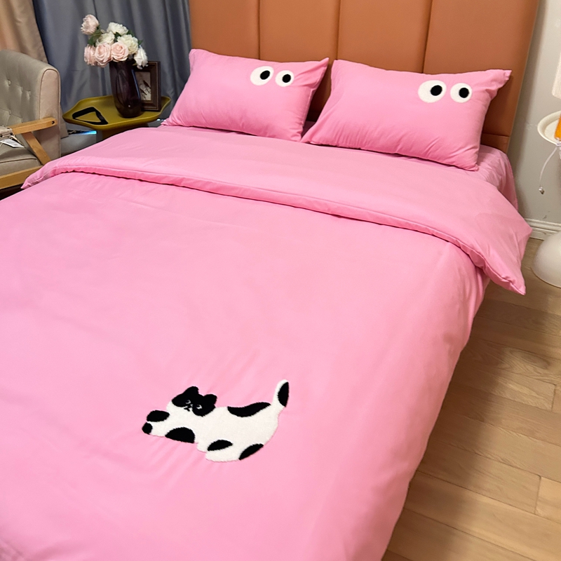 91家纺网 家纺一手货源 找家纺 N先生 2024新款美拉德多巴胺毛巾绣四件套-猫咪系列 猫咪-翻糖粉