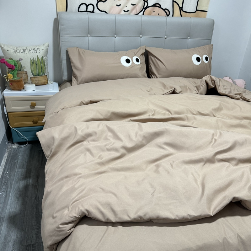 91家纺网 家纺一手货源 找家纺 （总）N先生 2024新款美拉德多巴胺水洗棉毛巾绣四件套-猫咪系列