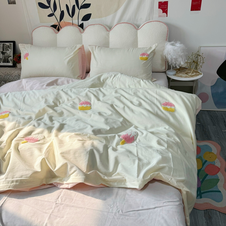 91家纺网 家纺一手货源 找家纺 红嘴企鹅 2025新款全棉卡通毛巾绣四件套 冰淇淋-纯棉