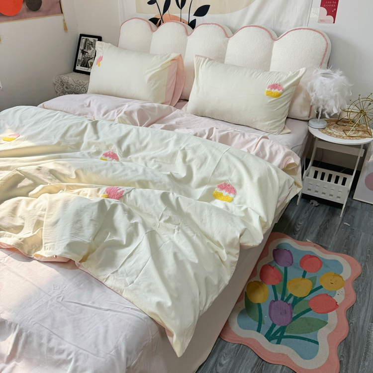 91家纺网 家纺一手货源 找家纺 红嘴企鹅 2025新款全棉卡通毛巾绣四件套 冰淇淋-纯棉