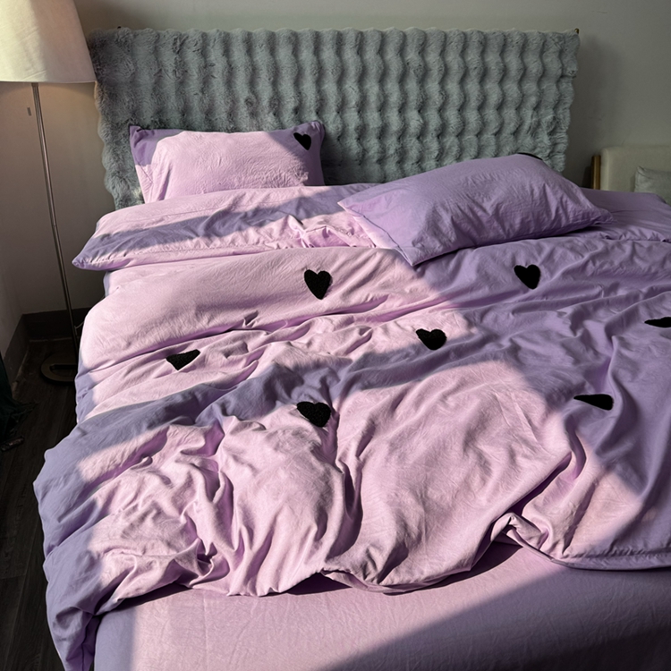 91家纺网 家纺一手货源 找家纺 N先生 2025新款超柔水洗棉毛巾绣四件套极简风系列 爱心-紫