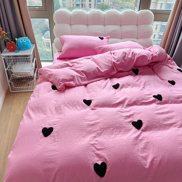 91家纺网 家纺一手货源 找家纺 N先生 2025新款超柔水洗棉毛巾绣四件套极简风系列 爱心-玫红