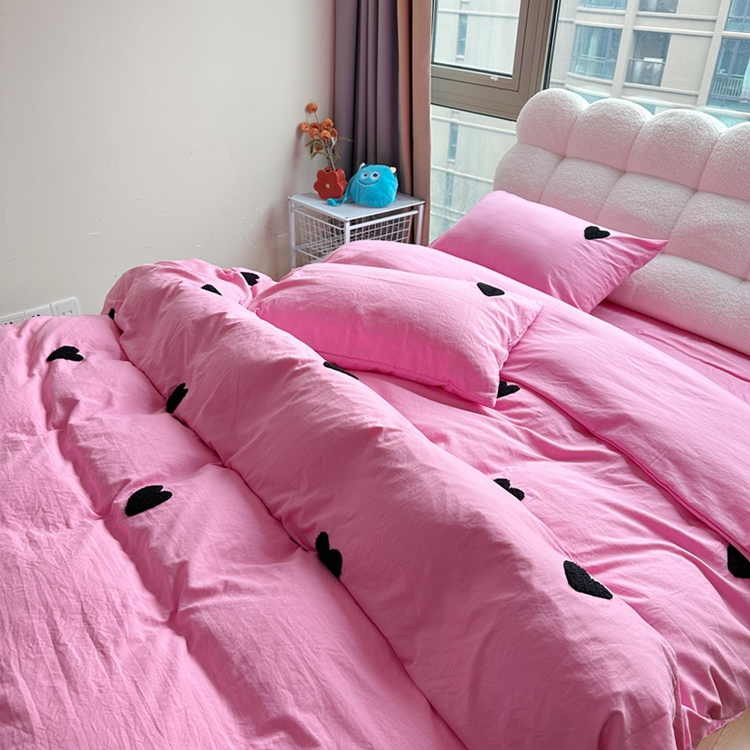 91家纺网 家纺一手货源 找家纺 N先生 2025新款超柔水洗棉毛巾绣四件套极简风系列 爱心-玫红