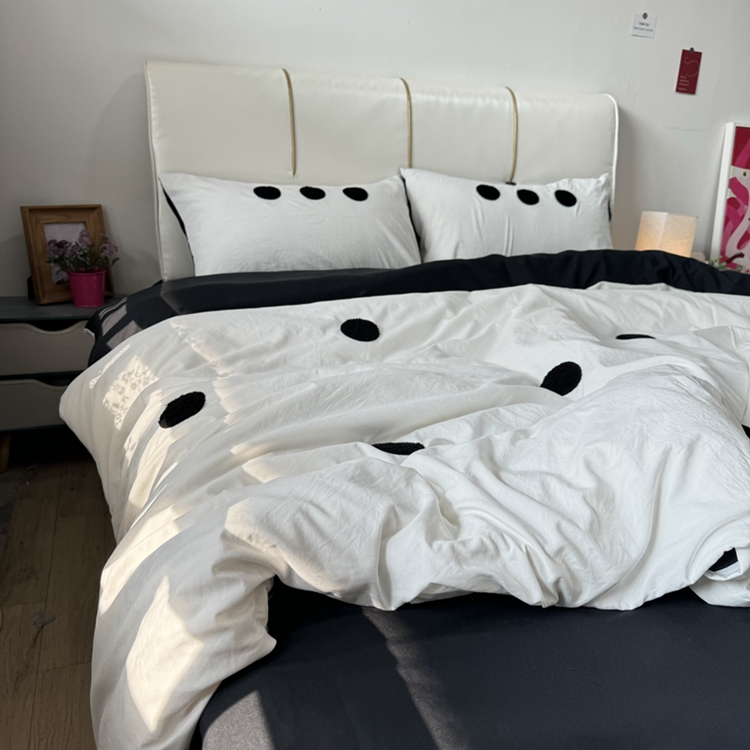 91家纺网 家纺一手货源 找家纺 N先生 2025新款超柔水洗棉毛巾绣四件套极简风系列 圆圈-白