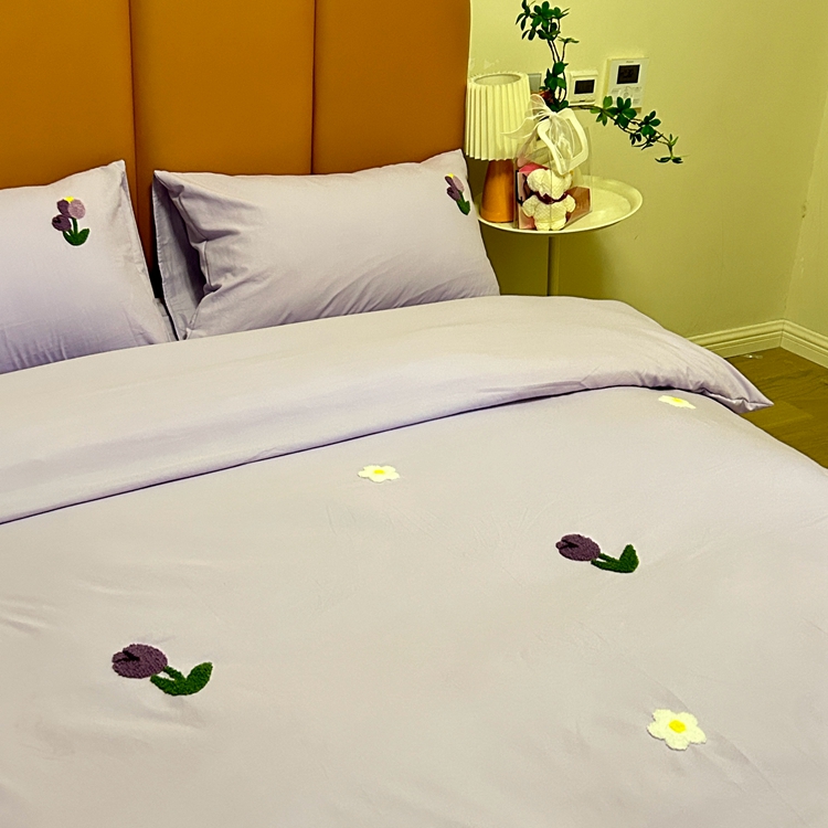 91家纺网 家纺一手货源 找家纺 优迈 2024新款超柔磨毛水洗棉毛巾绣四件套系列-风格二 郁金香