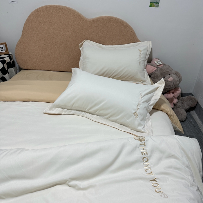 91家纺网 家纺一手货源 找家纺 N先生2024新款水洗磨毛四件套-露娜系列 奶白