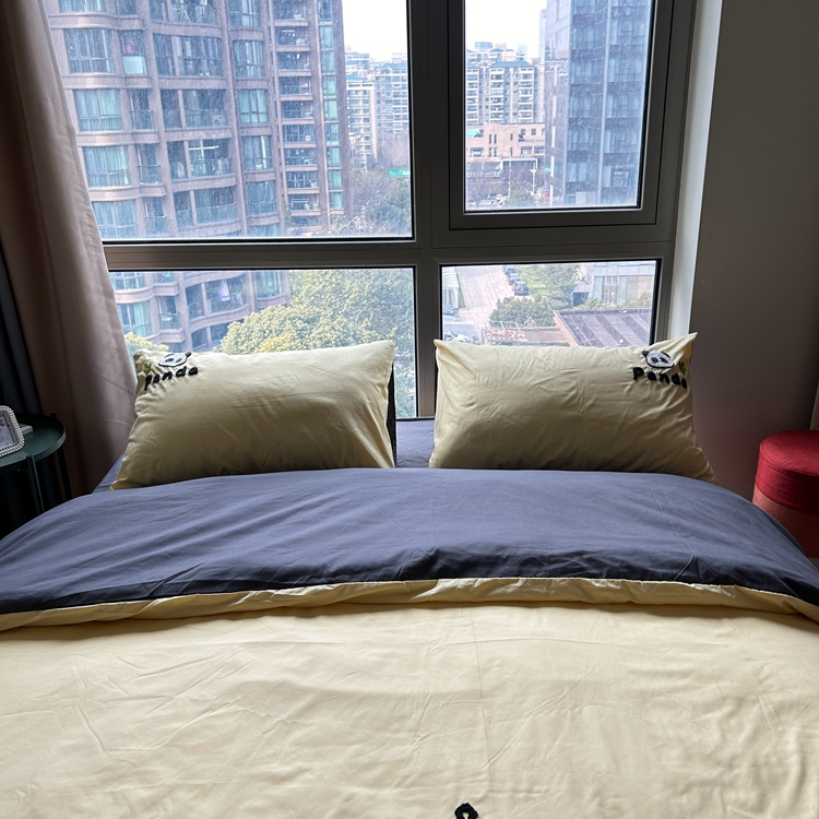 91家纺网 家纺一手货源 找家纺 沐慕家居 2024毛巾绣四件套 幸运熊猫-米色