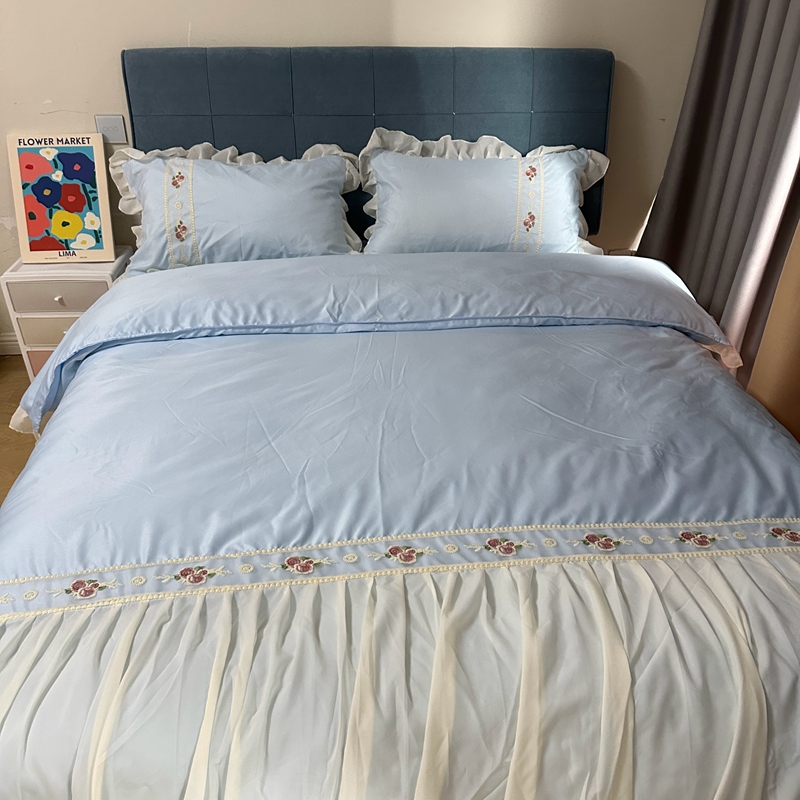 91家纺网 家纺一手货源 找家纺 花香四季家纺 2024新款水洗真丝刺绣花边公主风四件套--繁花系列 繁花-蓝色