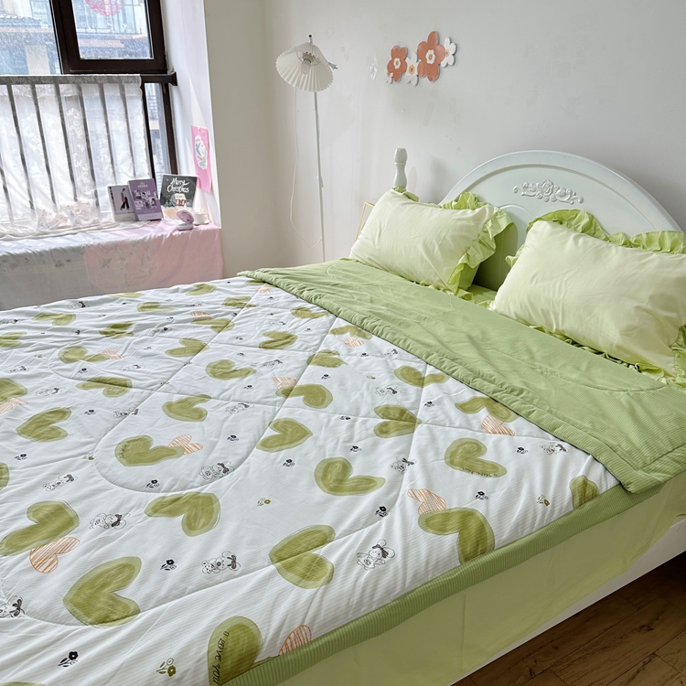 91家纺网 家纺一手货源 找家纺 星巴K家纺 2024新款小清新柔软泡泡棉夏凉被被子空调被夏被 心心相印