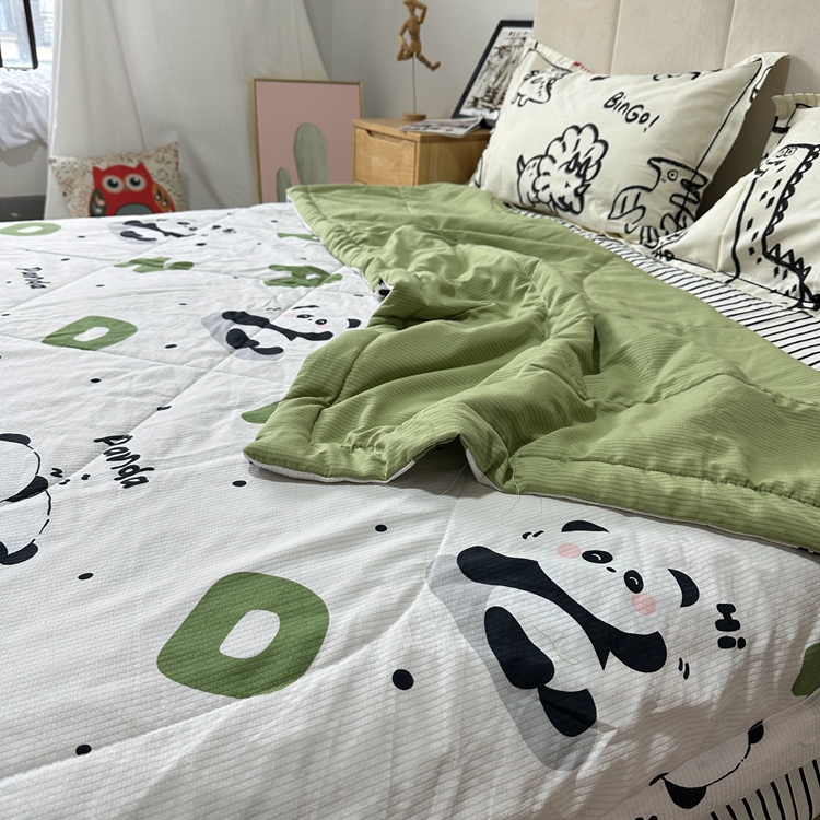 91家纺网 家纺一手货源 找家纺 星巴K家纺 2024新款小清新柔软泡泡棉夏凉被被子空调被夏被 熊猫