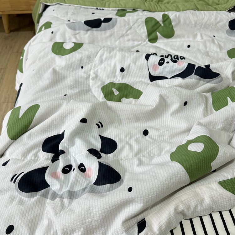 91家纺网 家纺一手货源 找家纺 星巴K家纺 2024新款小清新柔软泡泡棉夏凉被被子空调被夏被 熊猫