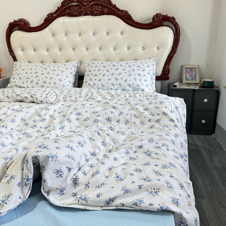 91家纺网 家纺一手货源 找家纺 慕晨 【买家秀加V】2024新款小清新超柔高克重水洗云朵棉皱皱泡泡棉床上用品四件套学生宿舍三件套被套 蓝色小花