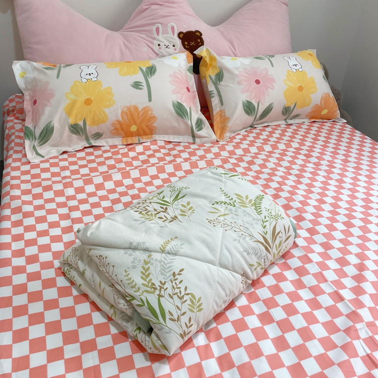 91家纺网 家纺一手货源 找家纺 星巴K 2023新款洛卡棉美棉印花夏被亲肤手包边夏被 香草